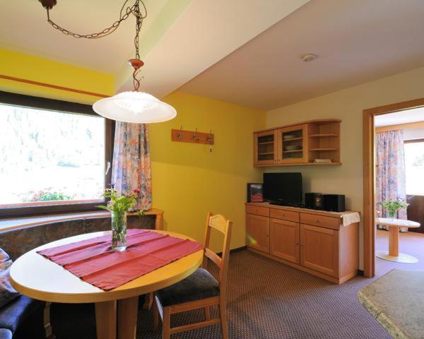 Haus Raetikon Apartment